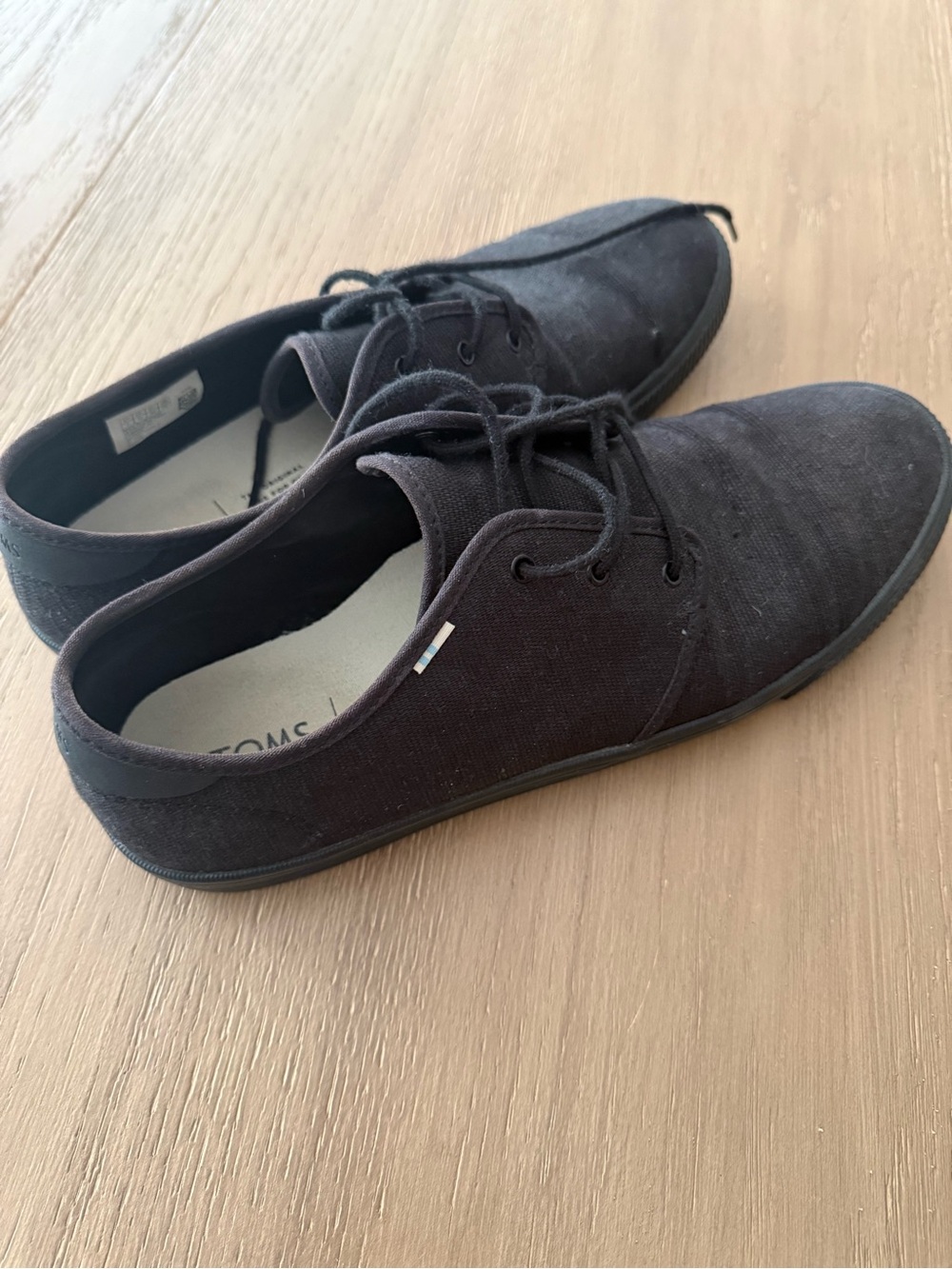 Toms Men’s Black Canvas Lace-Up Slip-On Sneakers